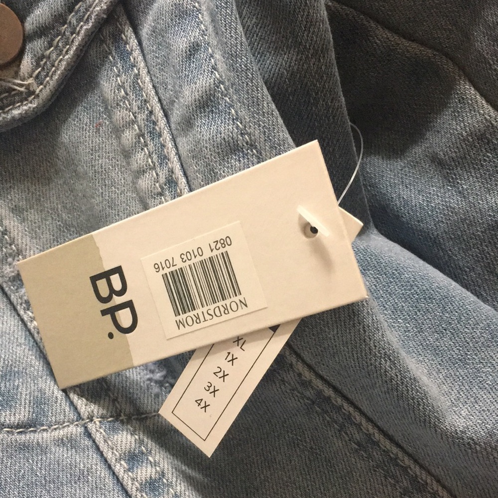 Denim jacket - Picture 3 of 3